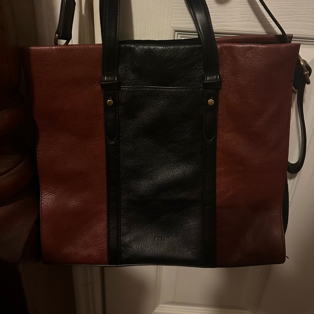 Fossil shoulder, crossbody purse